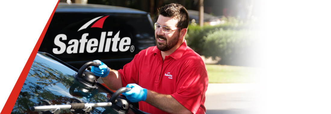 Safelite replaces Ford windshields